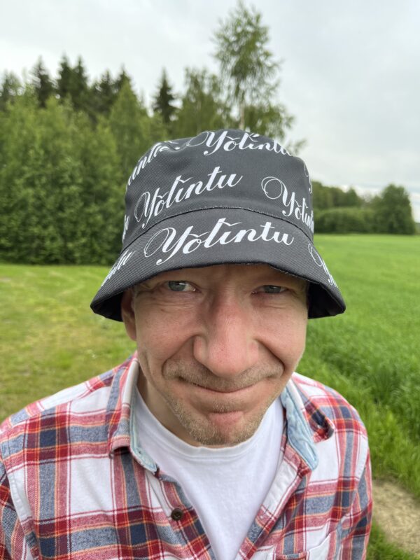 Kalastajahattu musta